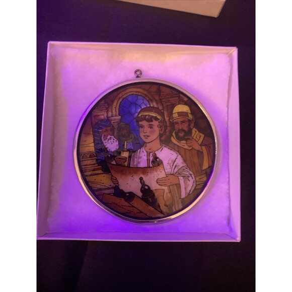 Glassmasters STAINED GLASS & Pewter - The Boy Jesus - Christmas Ornaments - Picture 5 of 5